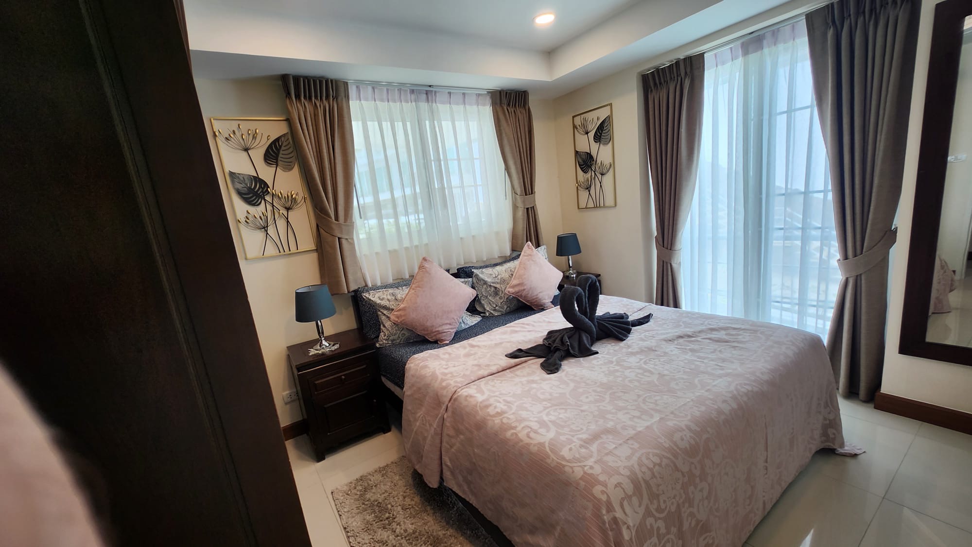 Kata Ocean View — Freehold condo in Kata, Phuket