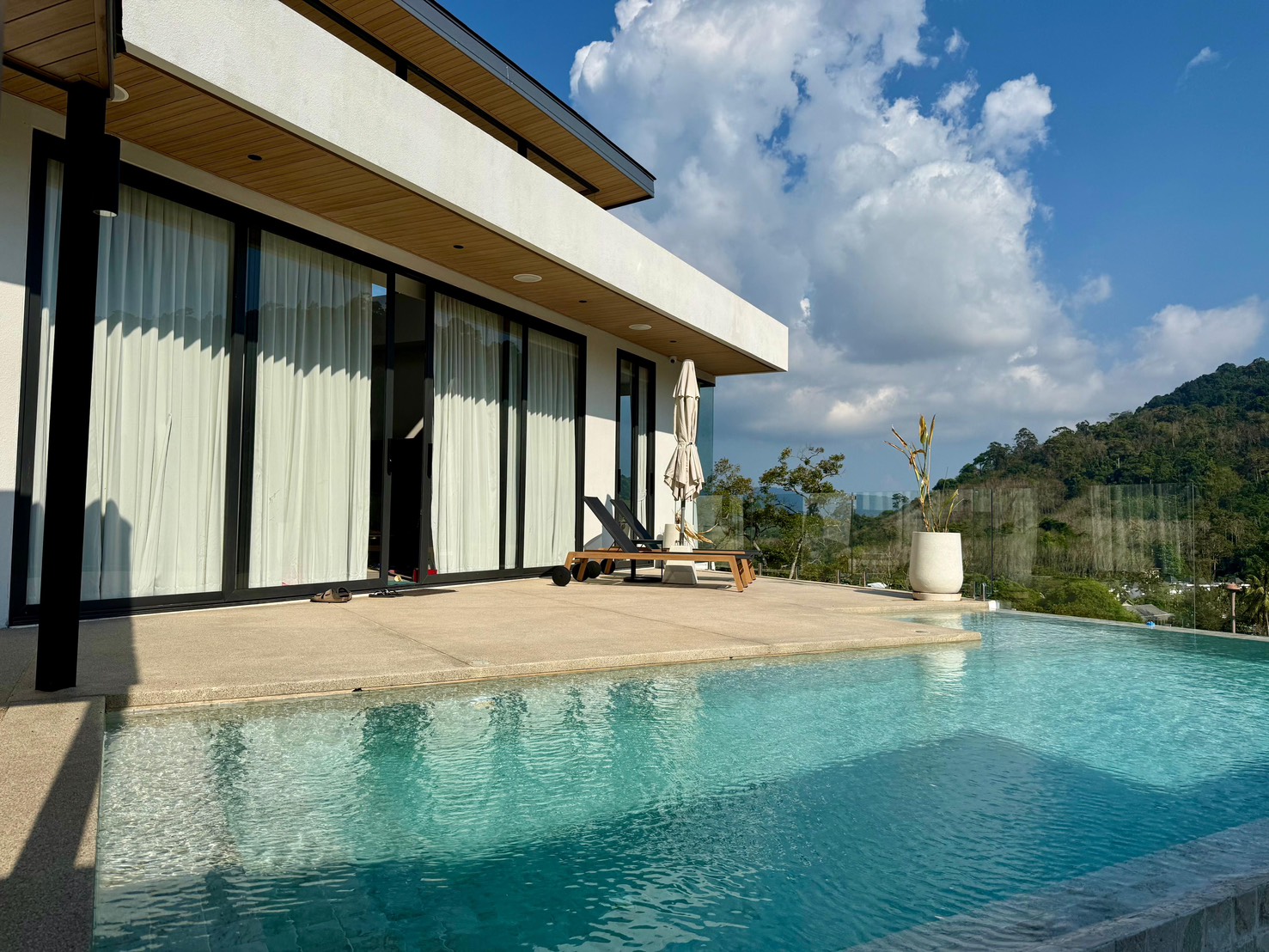 Aileen Villas Phase 3 — Freehold villa in Nai Yang, Phuket